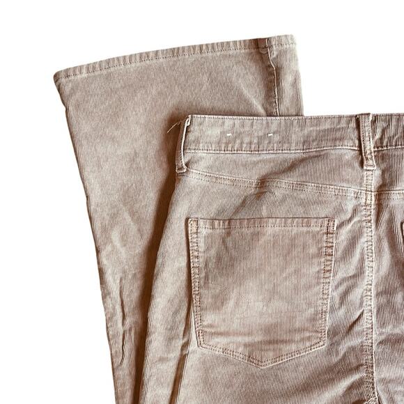 American Eagle Women’s Sz 12 Tan Super High Rise Flare Jeans Stretch Corduroy - Picture 7 of 14